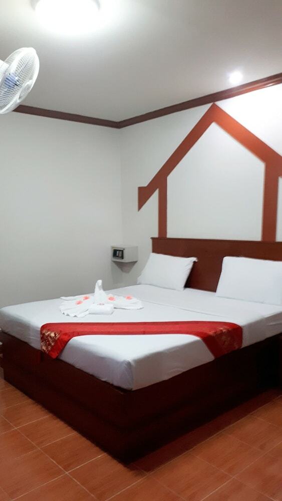 Hotel Patong Sub Inn