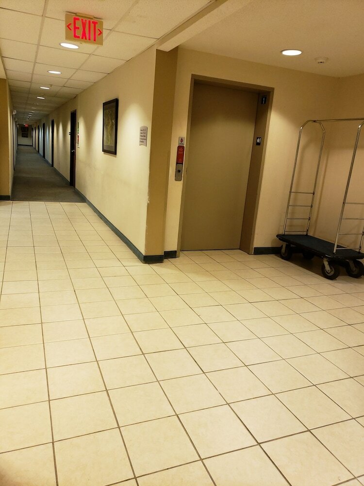 Hotel Rodeway Inn & Suites