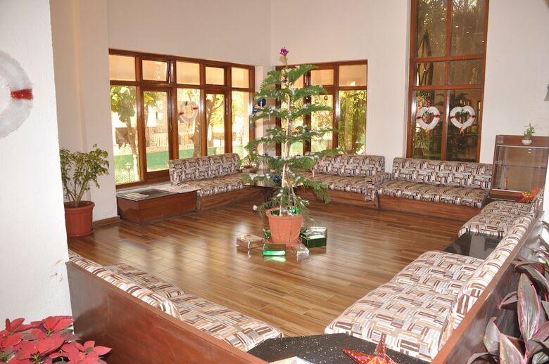 Hotel Valvan Village Resort