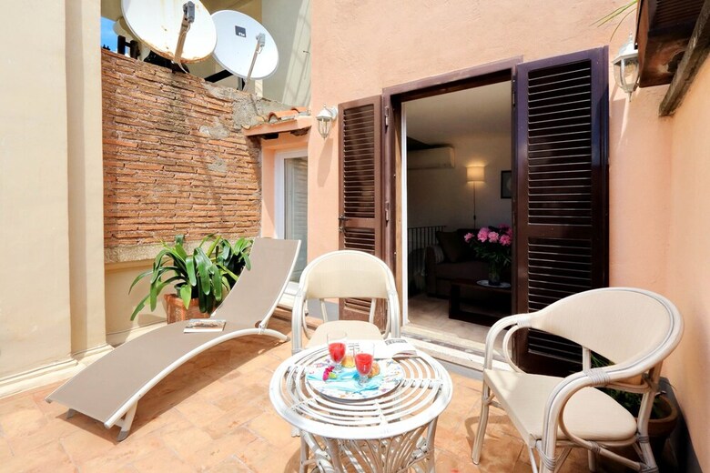 Hotel Al Corso 4