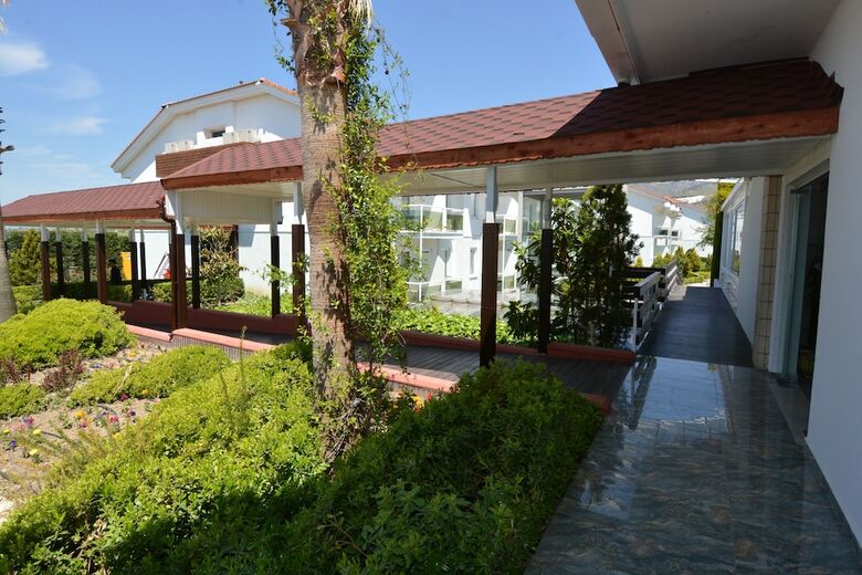 Tripolis Hotel
