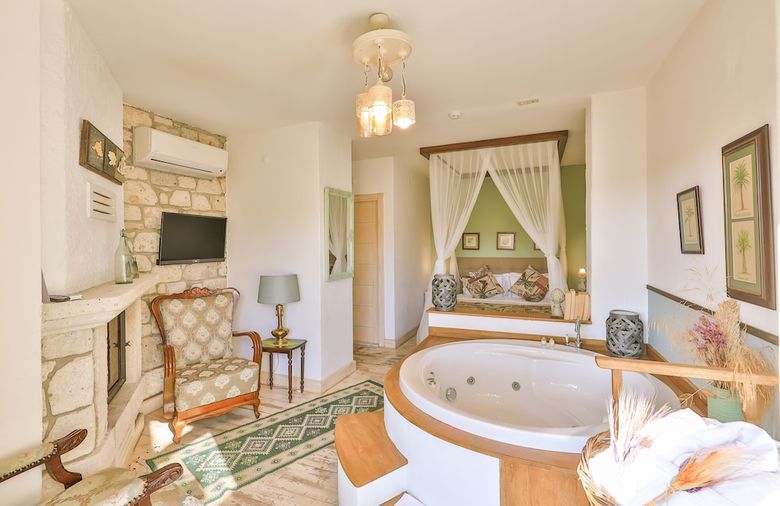 Hotel Palas Alacati - Adults Only