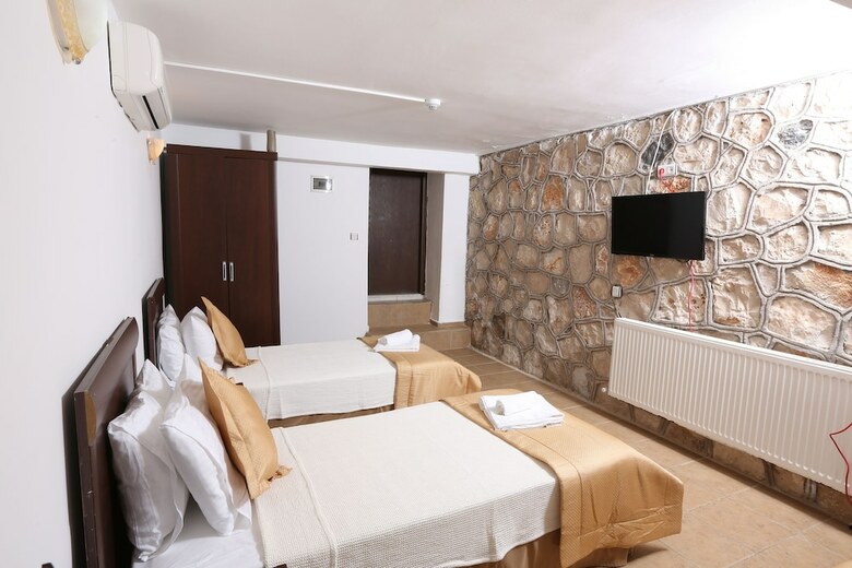 Hotel Arya Karaburun