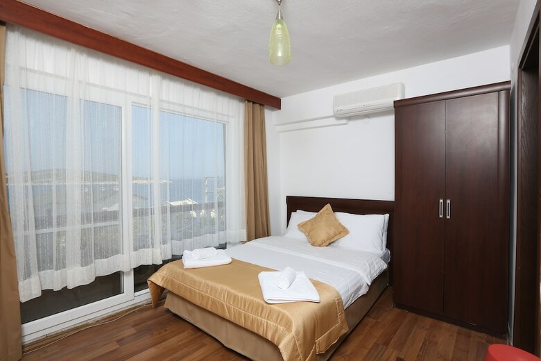Hotel Arya Karaburun