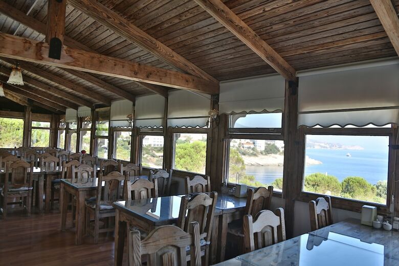 Hotel Arya Karaburun