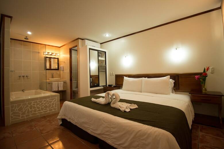 Copacabana Hotel And Suites - Adults Only
