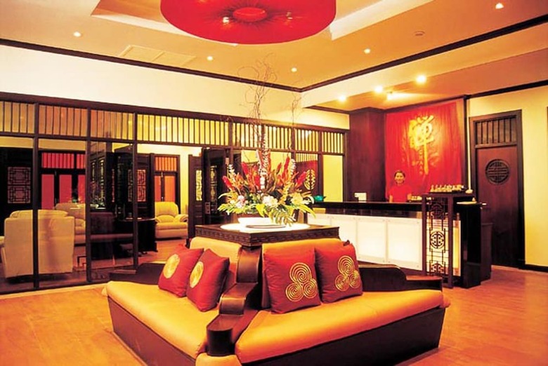 Hotel Lk Crystal Ville