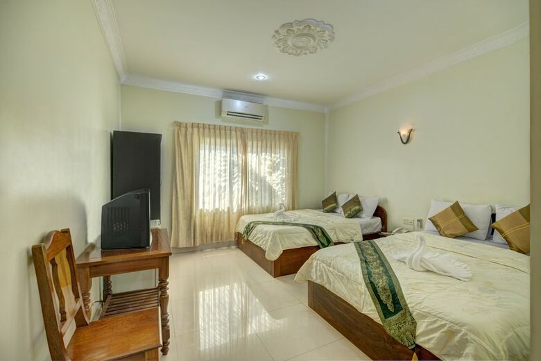 Hotel Dv Angkor Villa