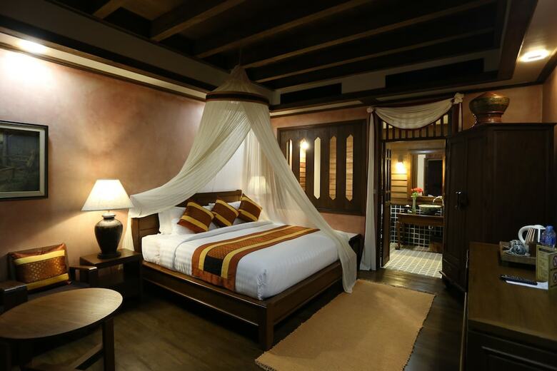 Hotel Amata Lanna Village