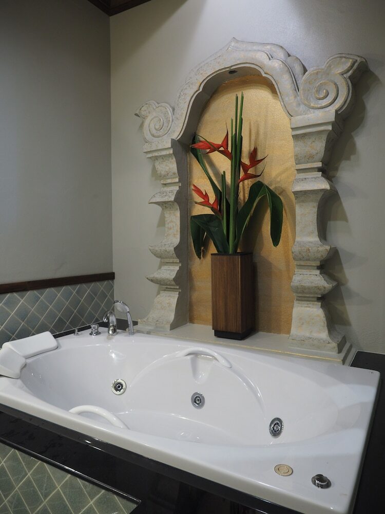Hotel Amata Lanna Village
