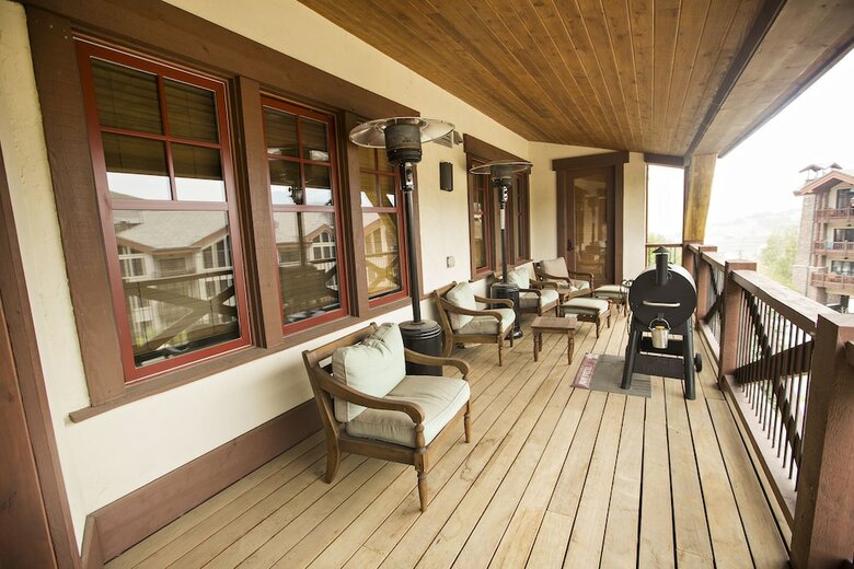 Westwall Lodge