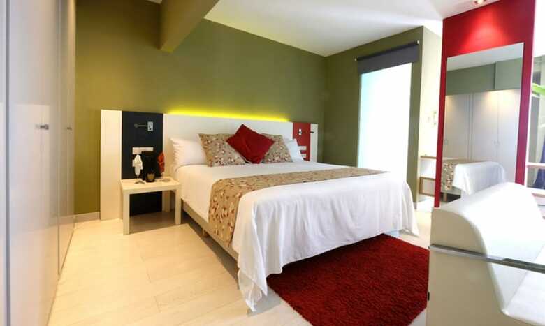 Hotel Magno Suites