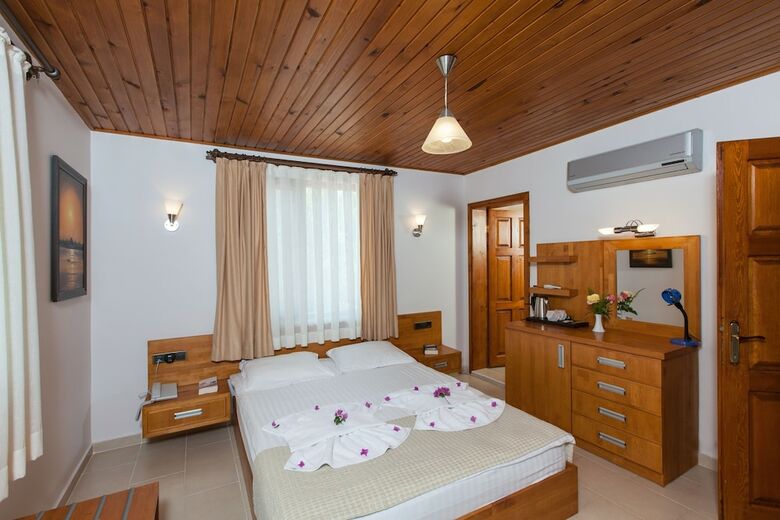 Aida Hotel