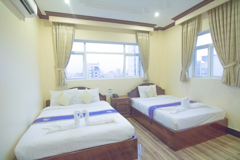 The Mou Hotel