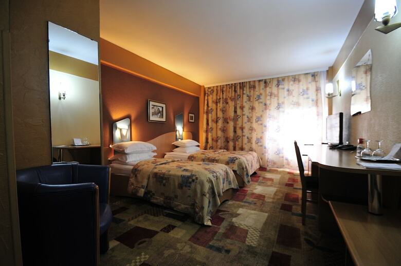 Hotel Ambassador