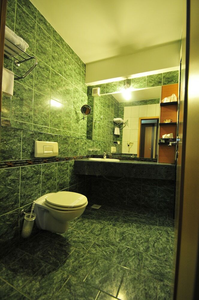 Hotel Ambassador