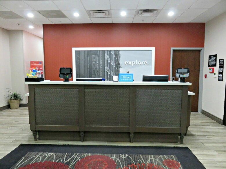 Hotel Hampton Inn By Hilton Detroit Dearborn