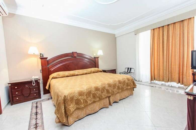 Hotel Canciller