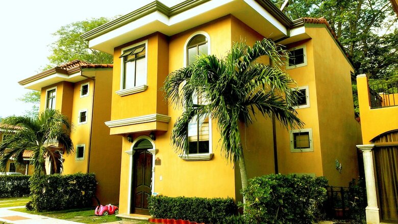 Arrecifes Condominium