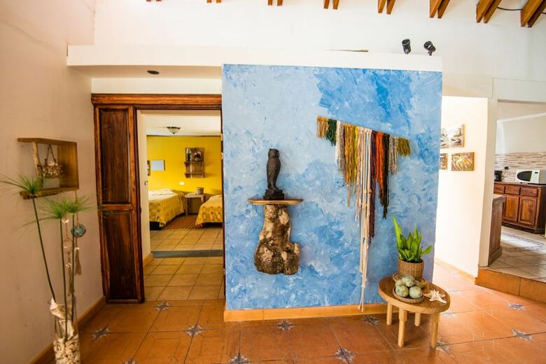 Hostal La Casona Hostel