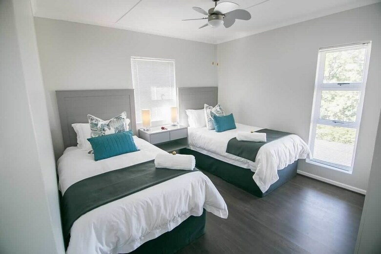 Apartamentos Aries Guest