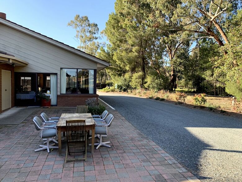 Kingswood Motel