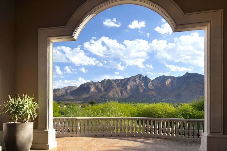 Hotel The Westin La Paloma Resort And Spa