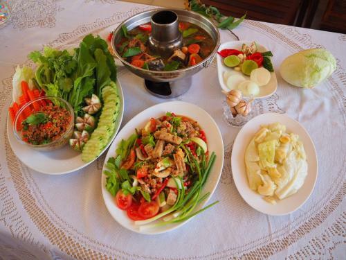 Hotel Plaifah Resort Ubon