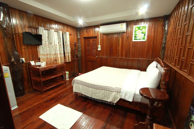 Hotel Plaifah Resort Ubon
