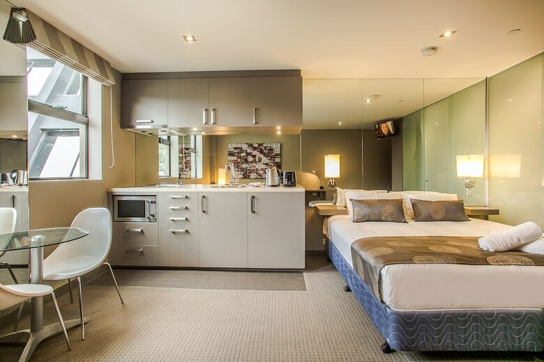 Comfy Kew Apartments