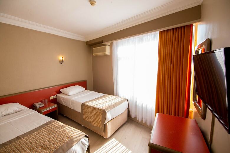 Sahinler Hotel