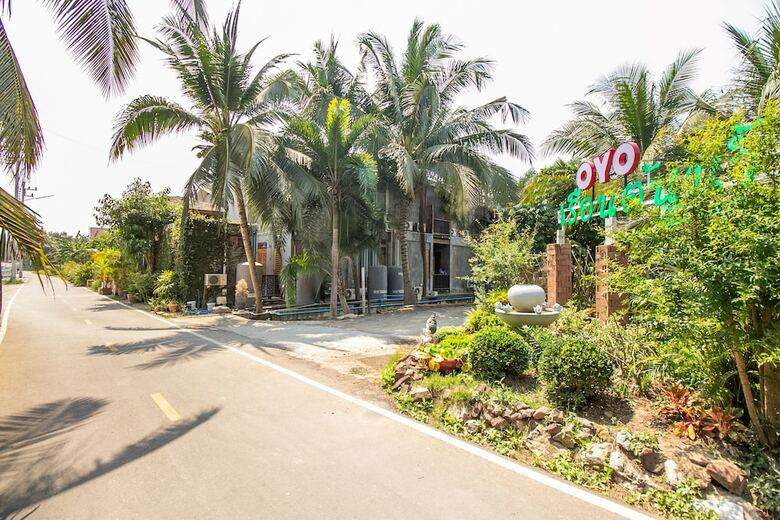 Hotel Oyo 696 Reuntonnam Amphawa