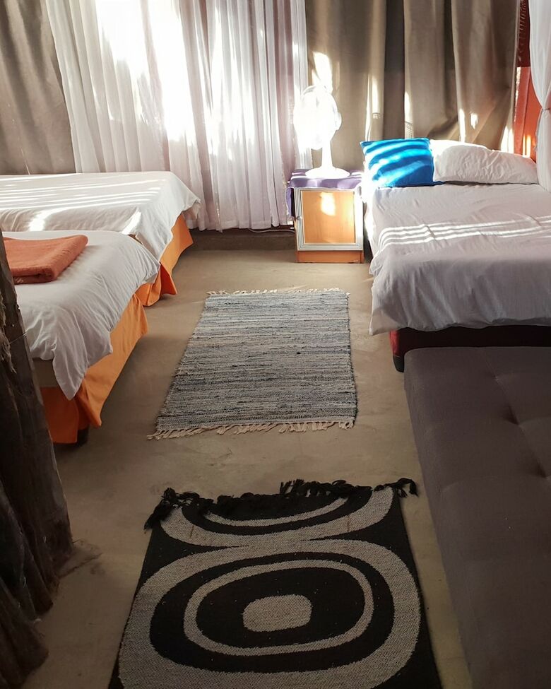 Posada Paradise Rest Camp