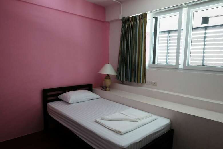 Hostal Sleep Dee Hostel
