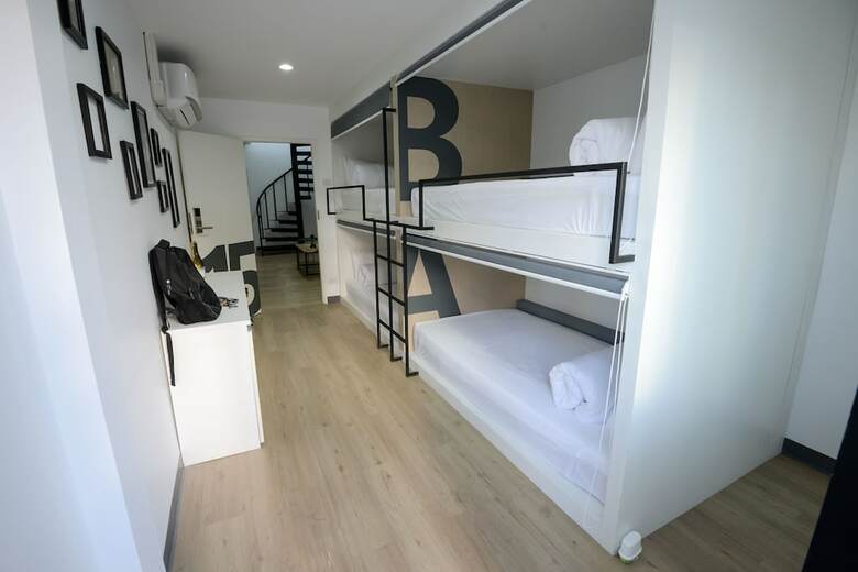 Hostal Monkey Nap Hostel