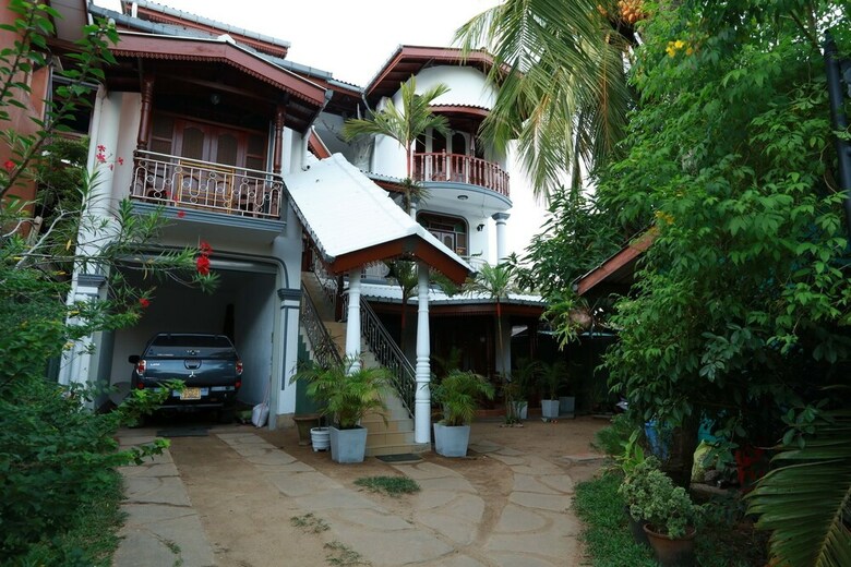 Hotel Flamingo Guesthouse