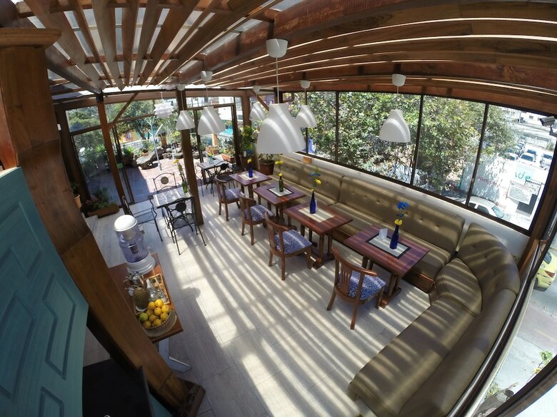 Bed & Breakfast Artplaza
