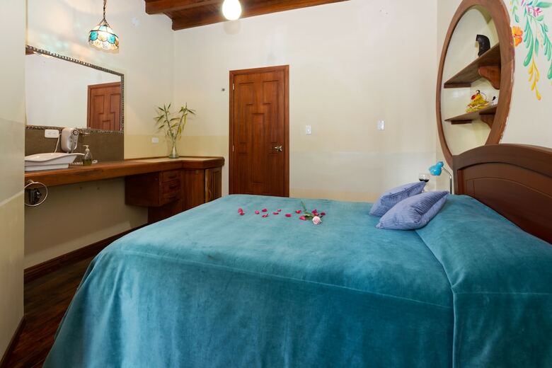 Bed & Breakfast Artplaza