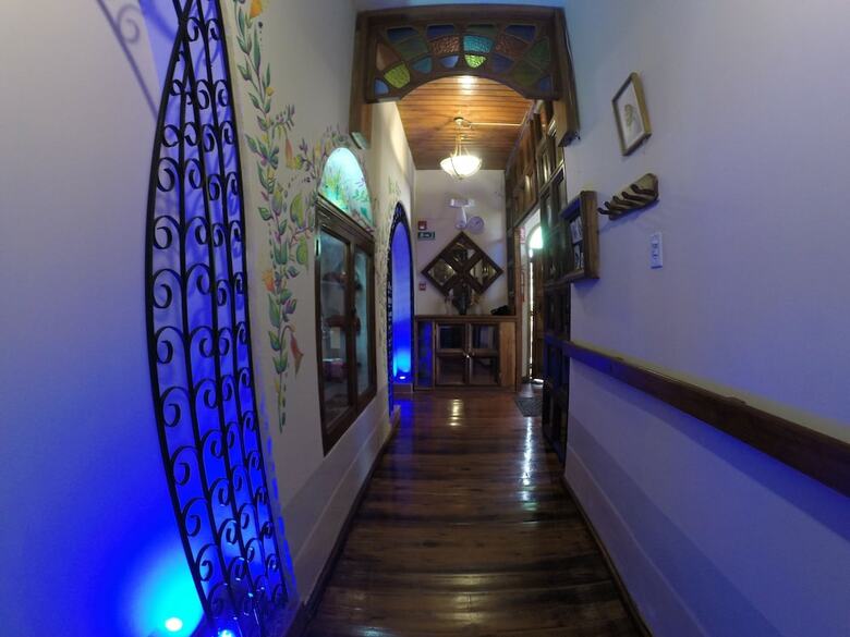 Bed & Breakfast Artplaza