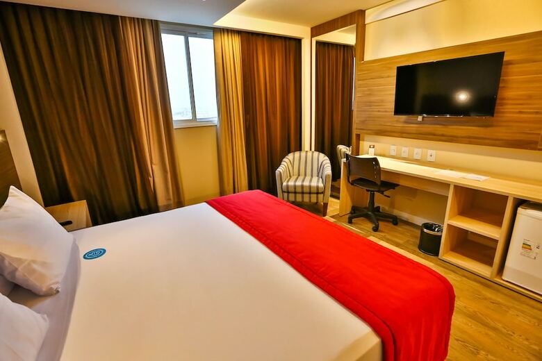 Crystal Plaza Hotel An�polis
