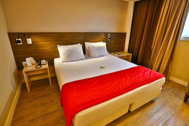 Crystal Plaza Hotel An�polis