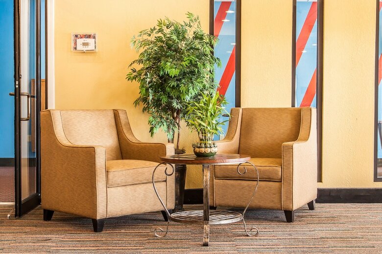 Hotel Comfort Inn & Suites