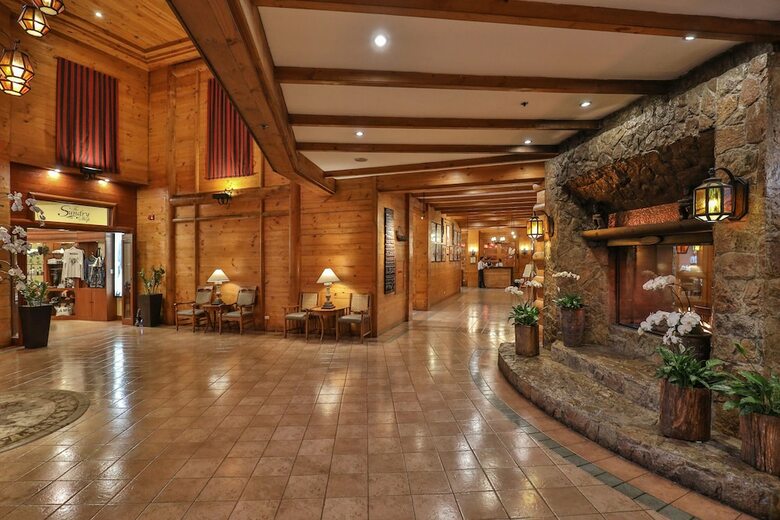 Hotel The Manor At Camp John Hay