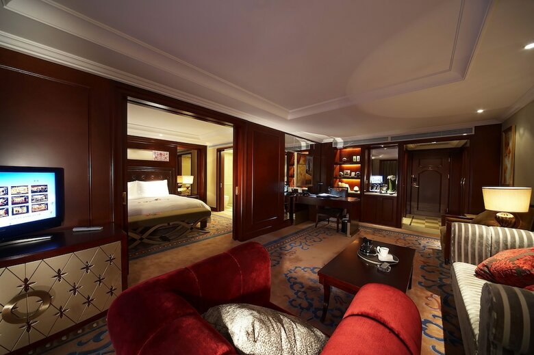 Dalian Dynasty International Hotel