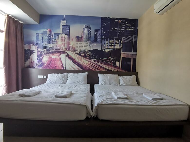 Hotel Oyo 89930 Golden Guest House