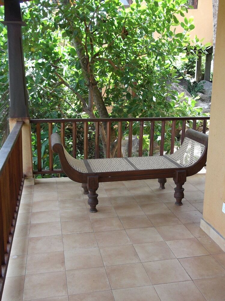 Hotel Lanka Eco Village