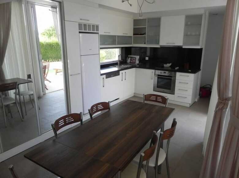Novron Villas B3