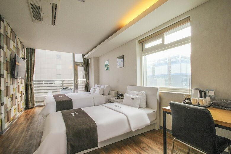 Hotel Sky Beach