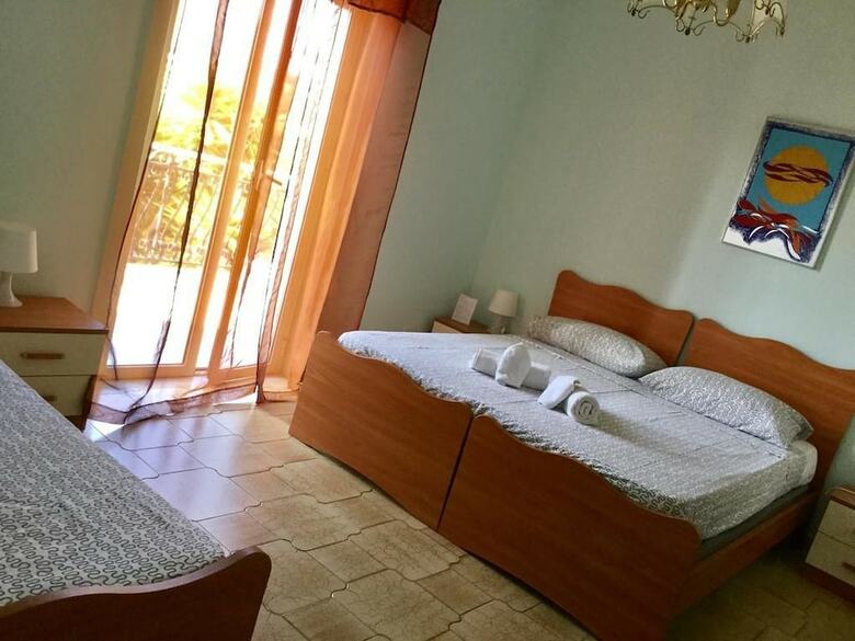 Hotel Guesthouse Villa Kaos