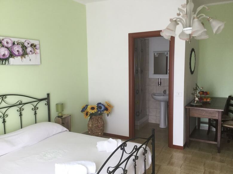 Hotel Guesthouse Villa Kaos